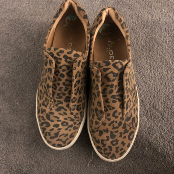 J/Slides Cheetah-Print Suede Sneakers - Picture 4 of 5